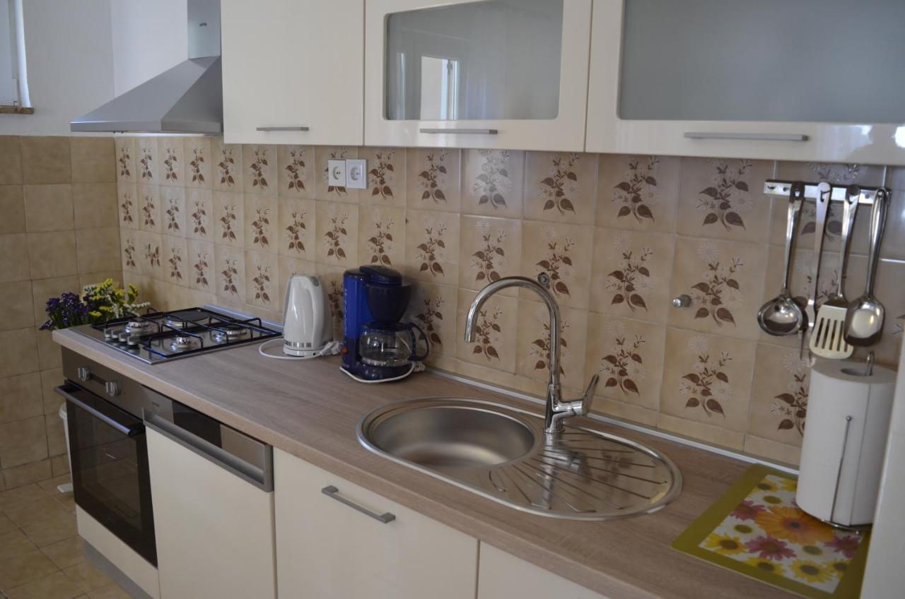 Apartment Ana Kastel Sucurac Exterior photo