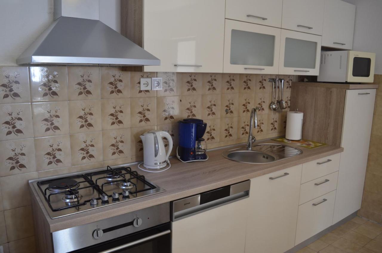 Apartment Ana Kastel Sucurac Exterior photo
