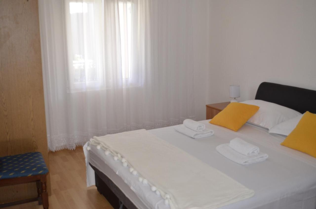 Apartment Ana Kastel Sucurac Exterior photo
